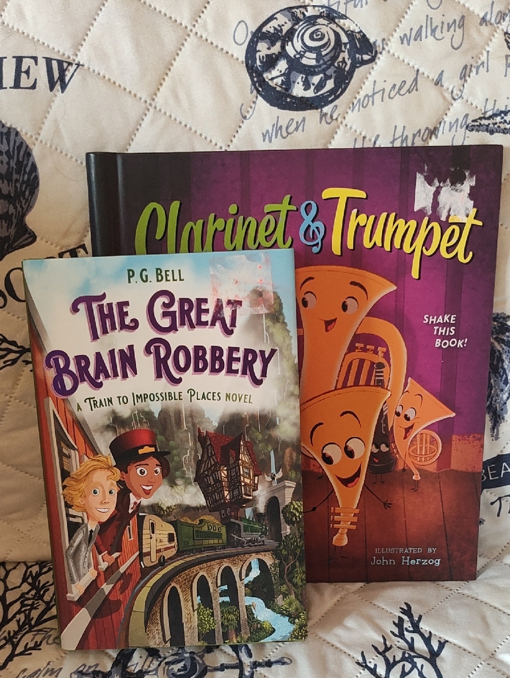 KIDS: MUSIC AND TRAIN BOOK SET